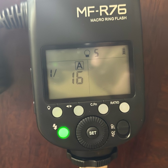 Godox MF-R76 Macro Ring Flash - Picture 2 of 3
